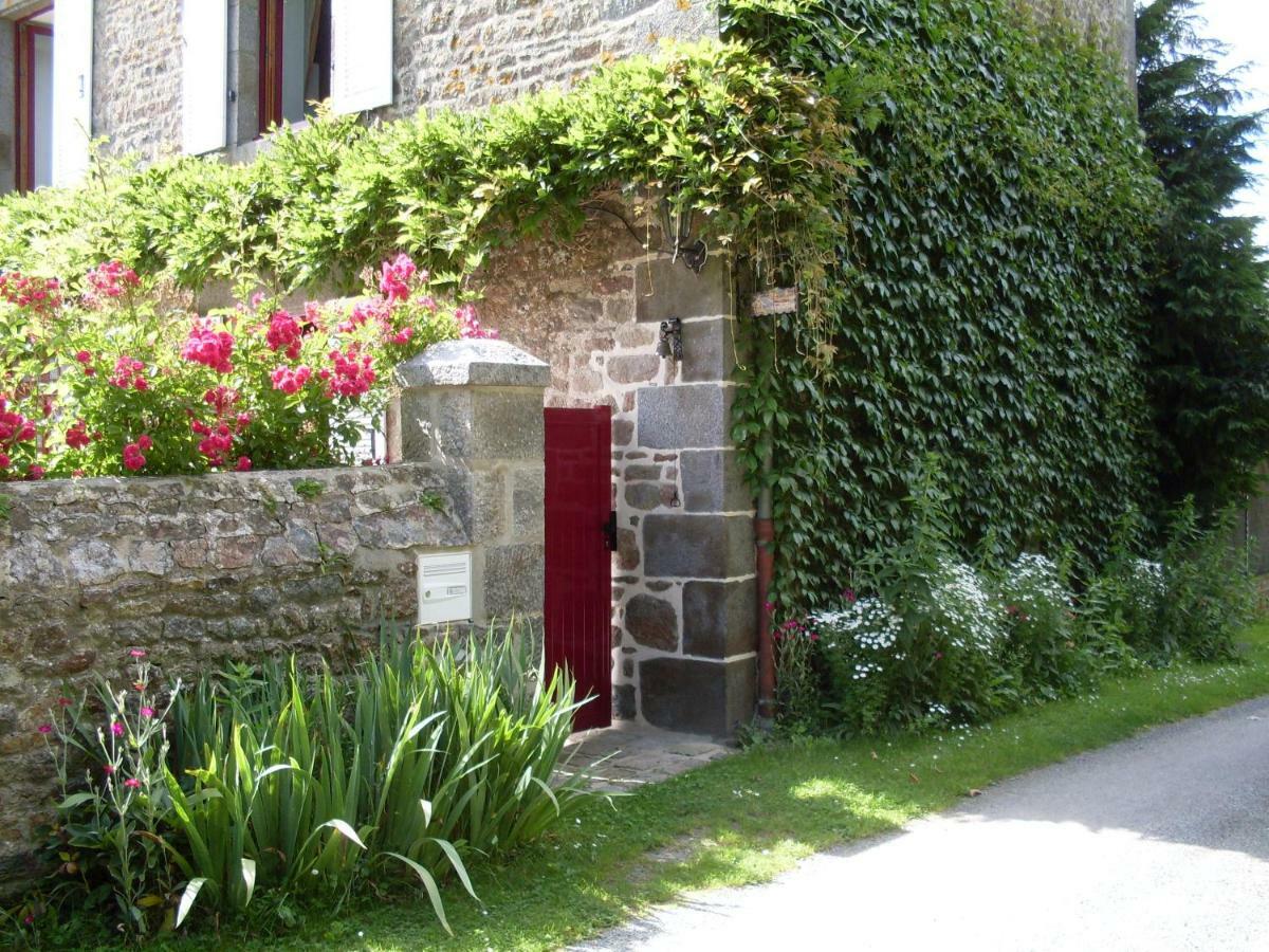 Chambres D'Hotes De La Barrerie Dingé エクステリア 写真